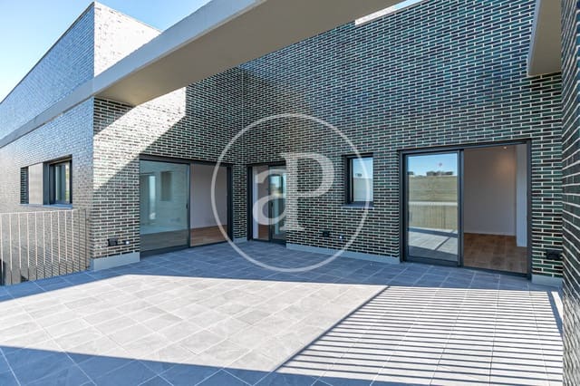 3 bedroom Penthouse for rent in Esplugues de Llobregat - € 3,550 (Ref: 8926923)