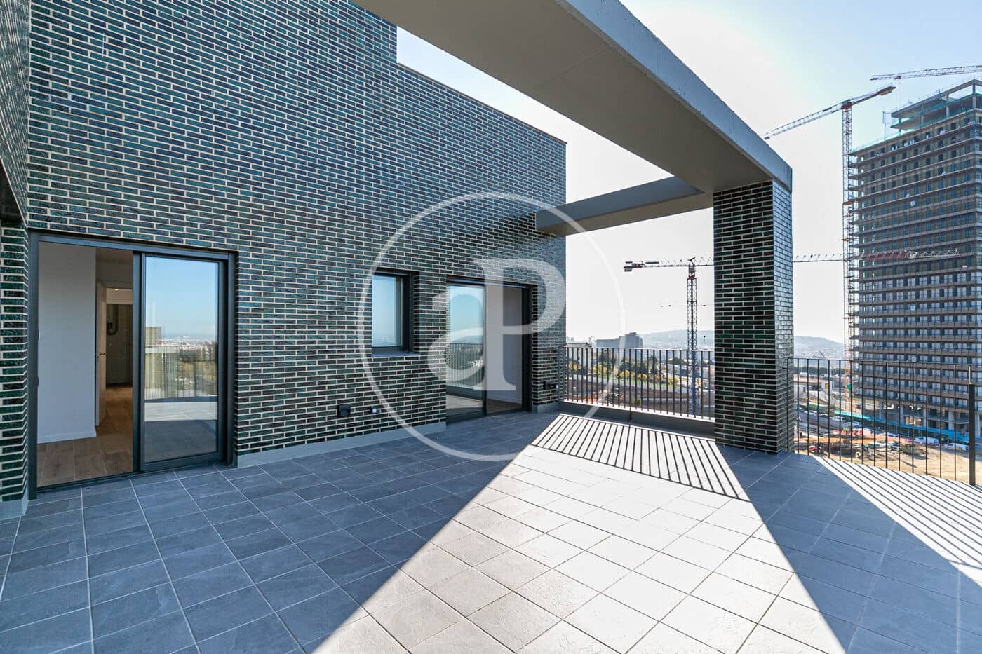 3 bedroom Penthouse for rent in Esplugues de Llobregat - € 3,550 (Ref: 8926923)