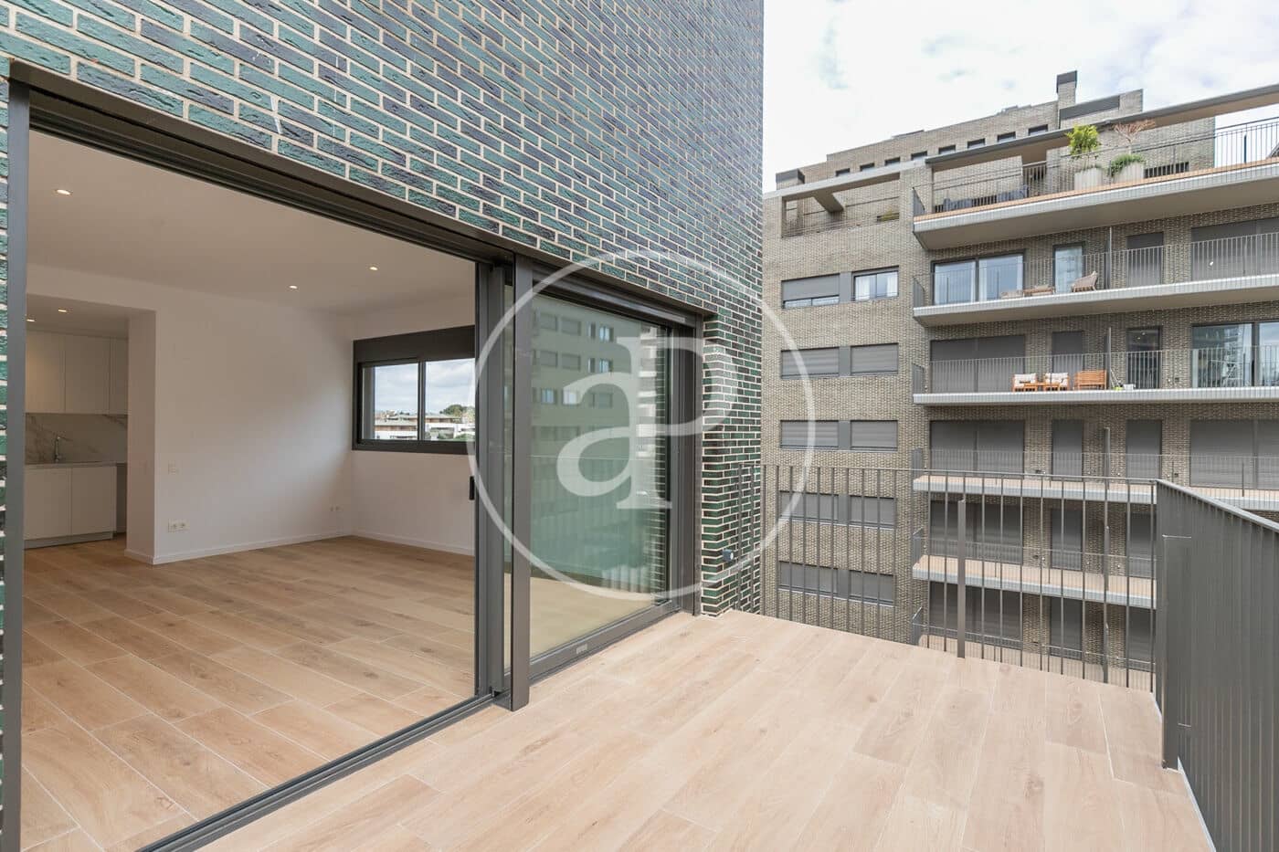 Appartement de 2 chambres à louer à Esplugues de Llobregat - 2 332 € (Ref: 8926924)
