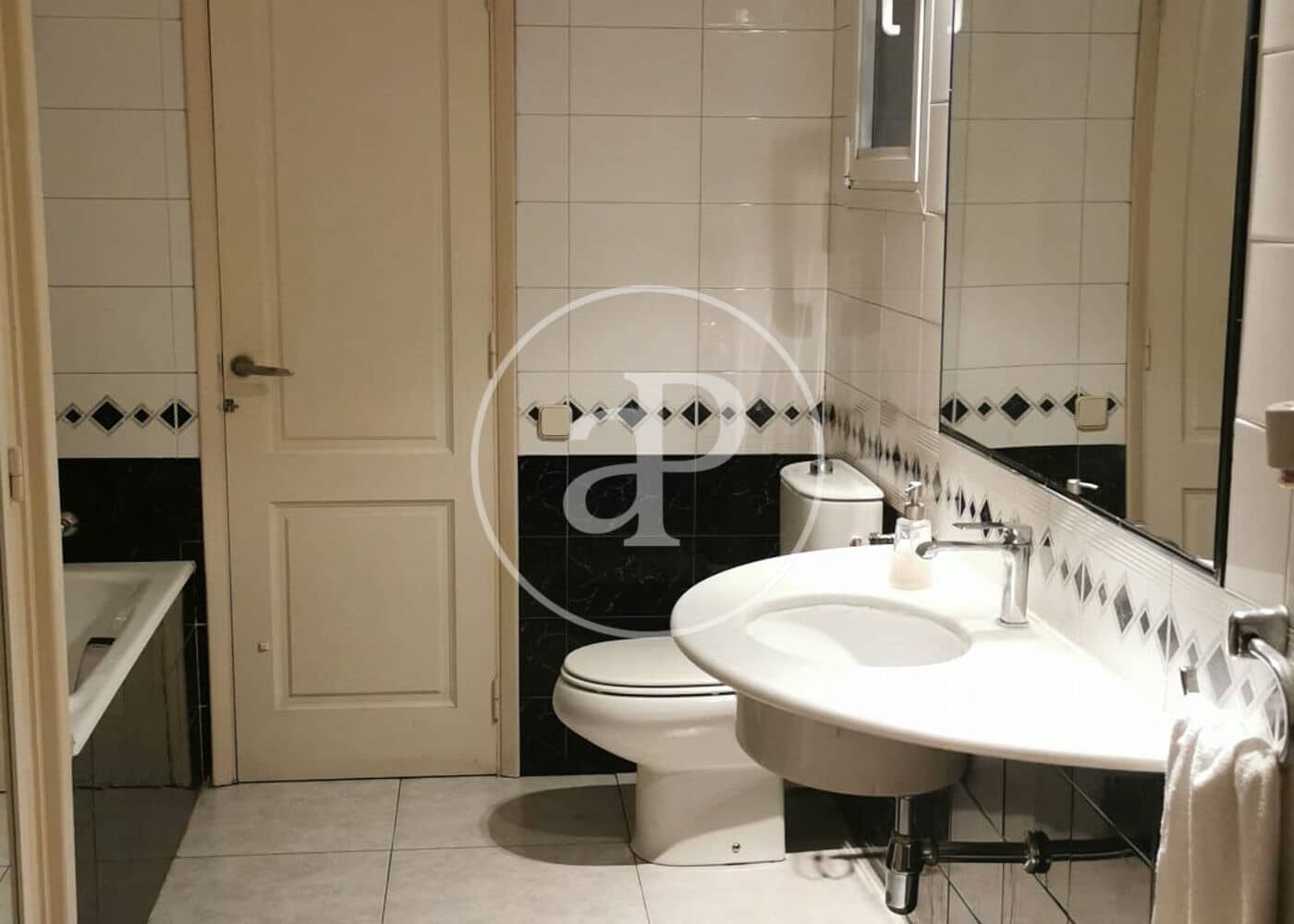 3 soverom Leilighet til salgs i Barcelona by - € 1 580 000 (Ref: 8929163)