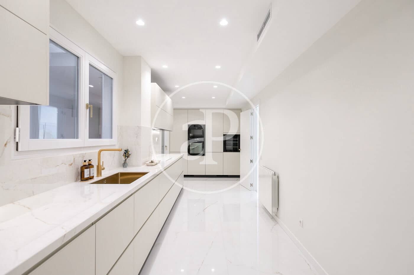 4 slaapkamer Appartement te koop in Barcelona stad met zwembad - € 1.700.000 (Ref: 8929164)