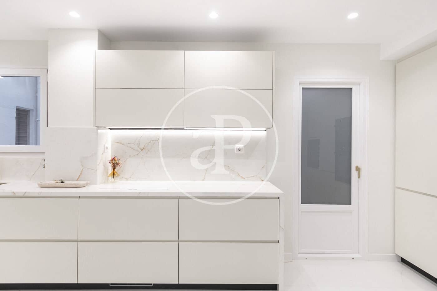 4 slaapkamer Appartement te koop in Barcelona stad met zwembad - € 1.700.000 (Ref: 8929164)