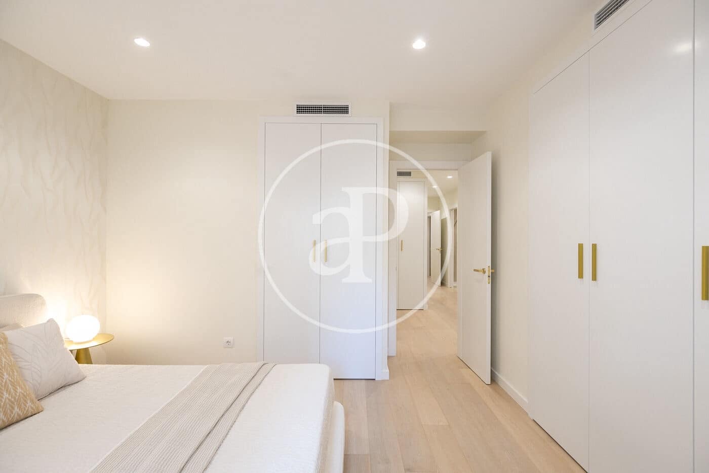 4 slaapkamer Appartement te koop in Barcelona stad met zwembad - € 1.700.000 (Ref: 8929164)
