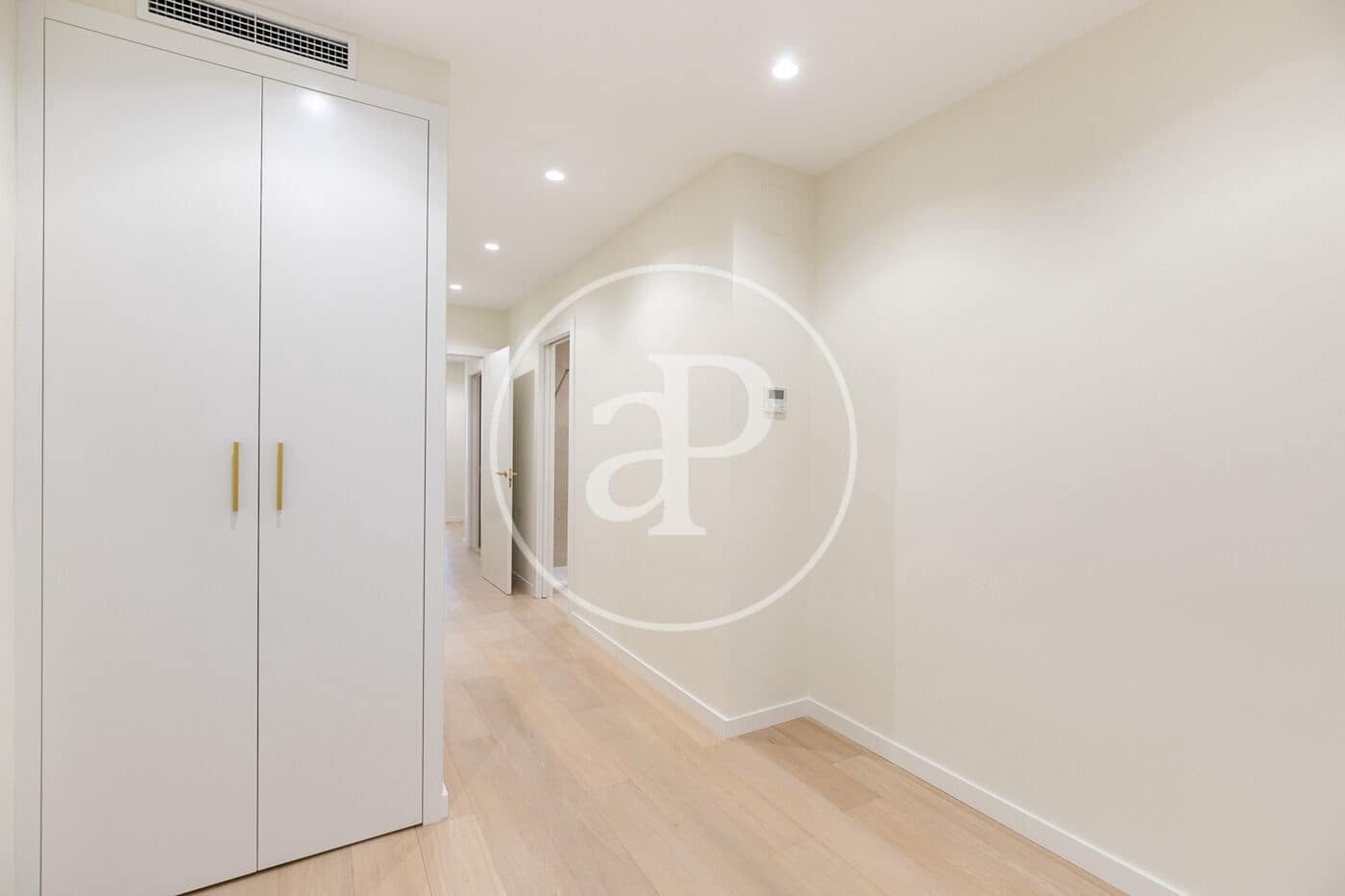 4 slaapkamer Appartement te koop in Barcelona stad met zwembad - € 1.700.000 (Ref: 8929164)