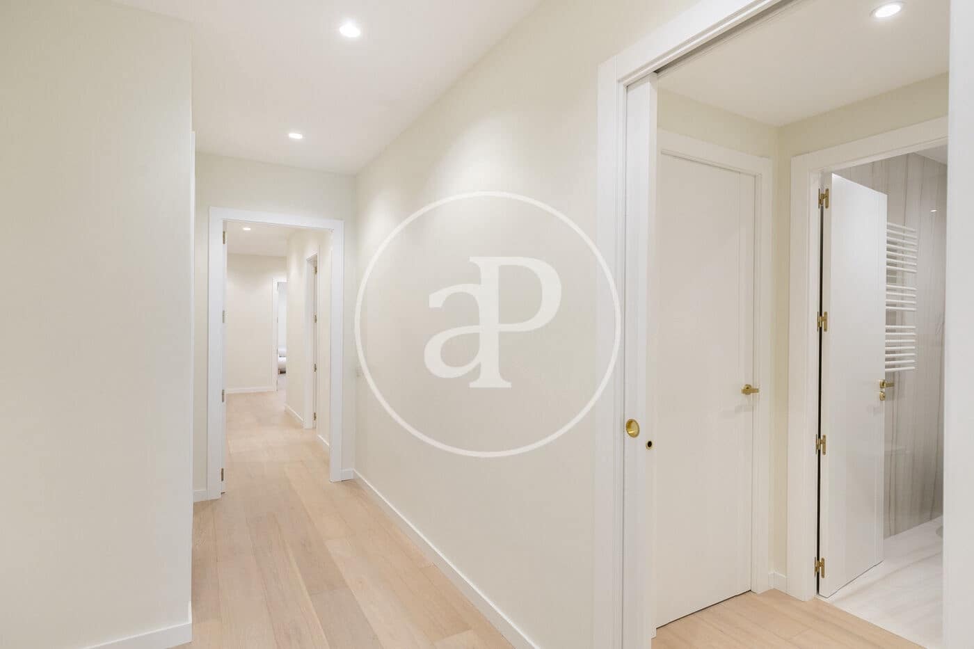 4 slaapkamer Appartement te koop in Barcelona stad met zwembad - € 1.700.000 (Ref: 8929164)