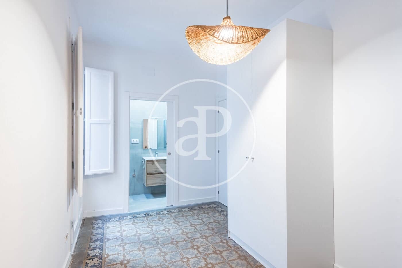 3 soveværelse Lejlighed til leje i Barcelona by - € 2.200 (Ref: 8929168)