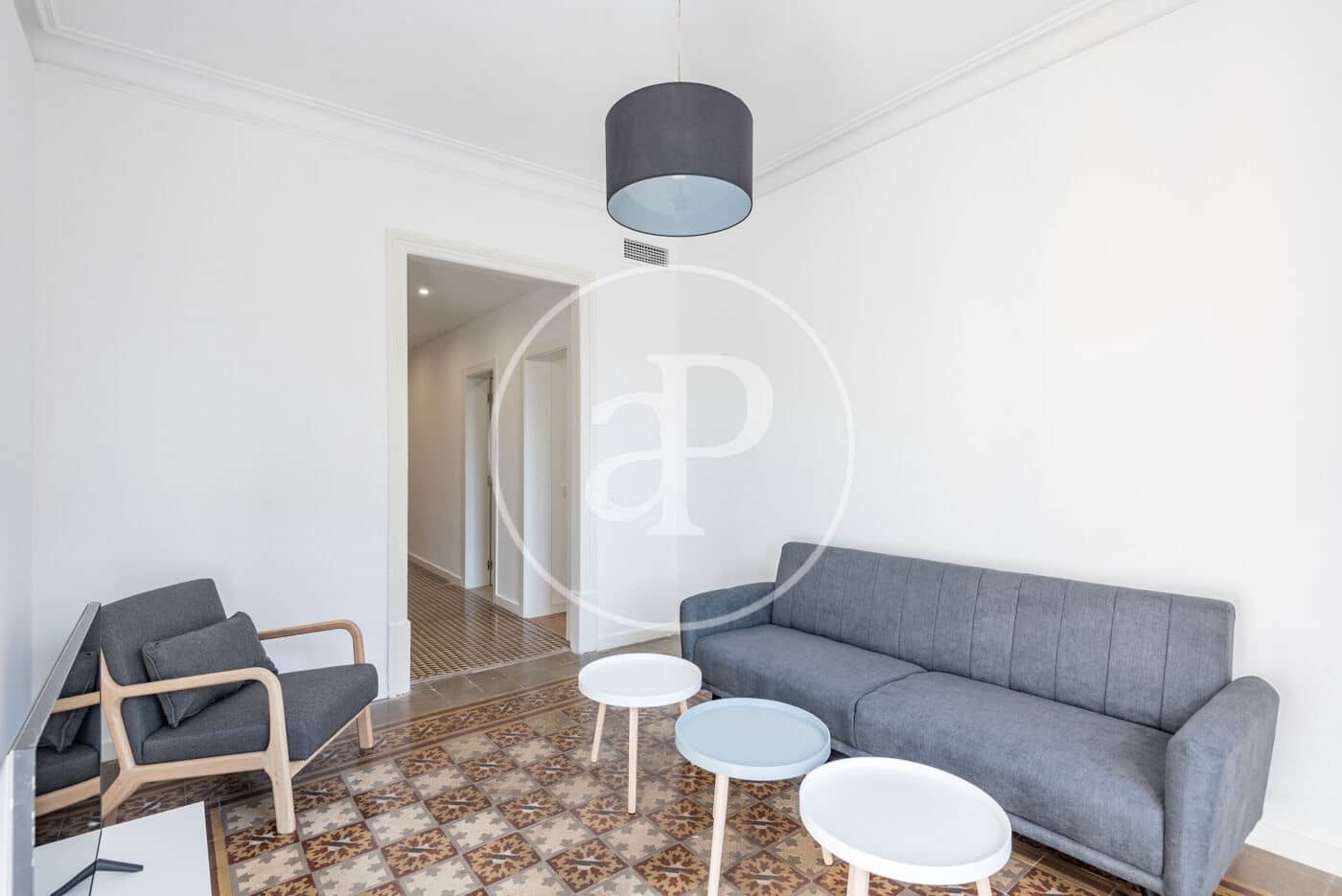 3 soveværelse Lejlighed til leje i Barcelona by - € 2.200 (Ref: 8929168)