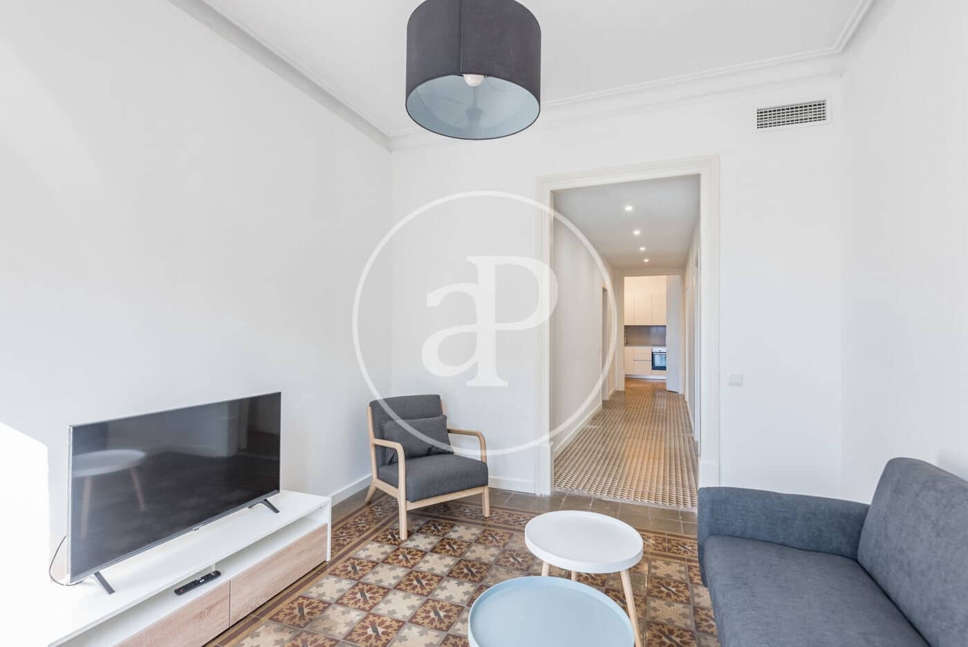 3 soveværelse Lejlighed til leje i Barcelona by - € 2.200 (Ref: 8929168)