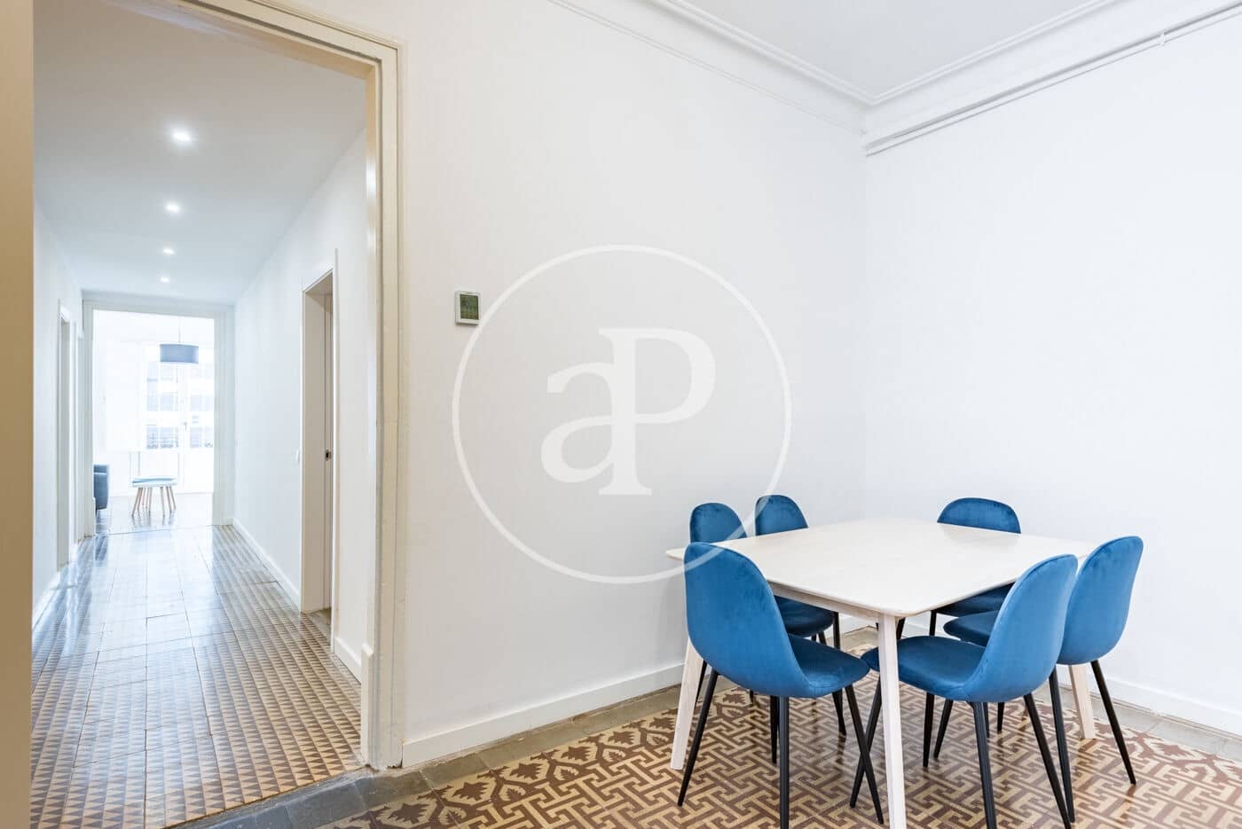 3 soveværelse Lejlighed til leje i Barcelona by - € 2.200 (Ref: 8929168)