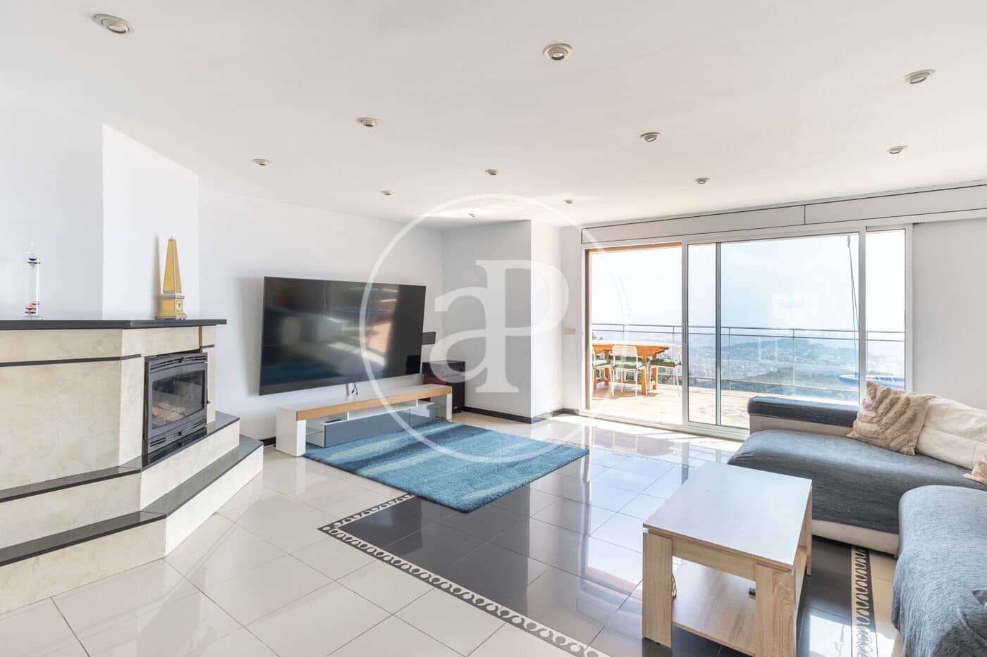 6 soveværelse Villa til salg i Barcelona by - € 1.200.000 (Ref: 8935444)