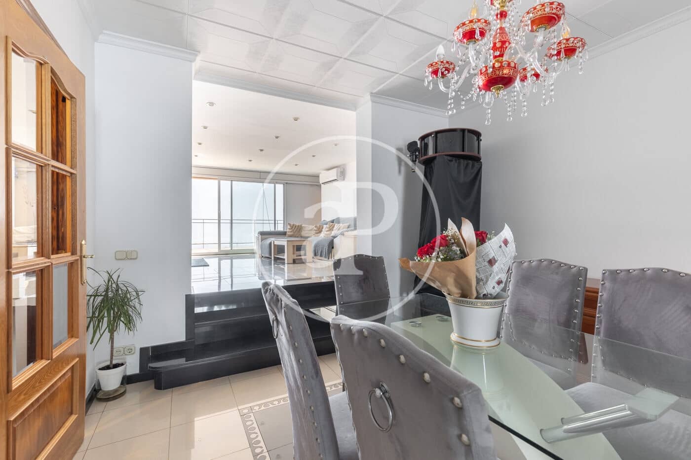 6 soveværelse Villa til salg i Barcelona by - € 1.200.000 (Ref: 8935444)