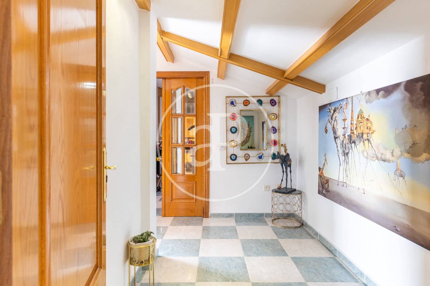 6 soveværelse Villa til salg i Barcelona by - € 1.200.000 (Ref: 8935444)