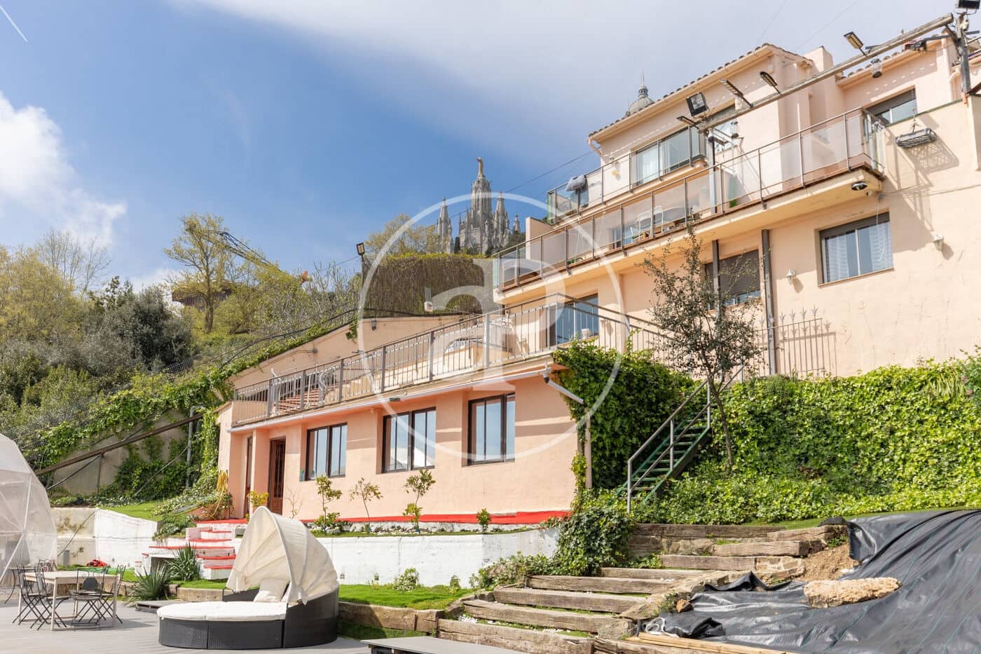 6 soveværelse Villa til salg i Barcelona by - € 1.200.000 (Ref: 8935444)