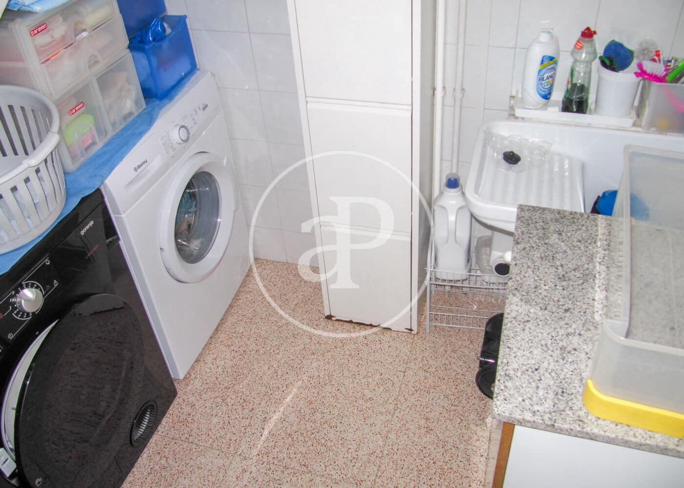 6 soverom Villa til salgs i Terrassa med svømmebasseng - € 480 000 (Ref: 8935445)