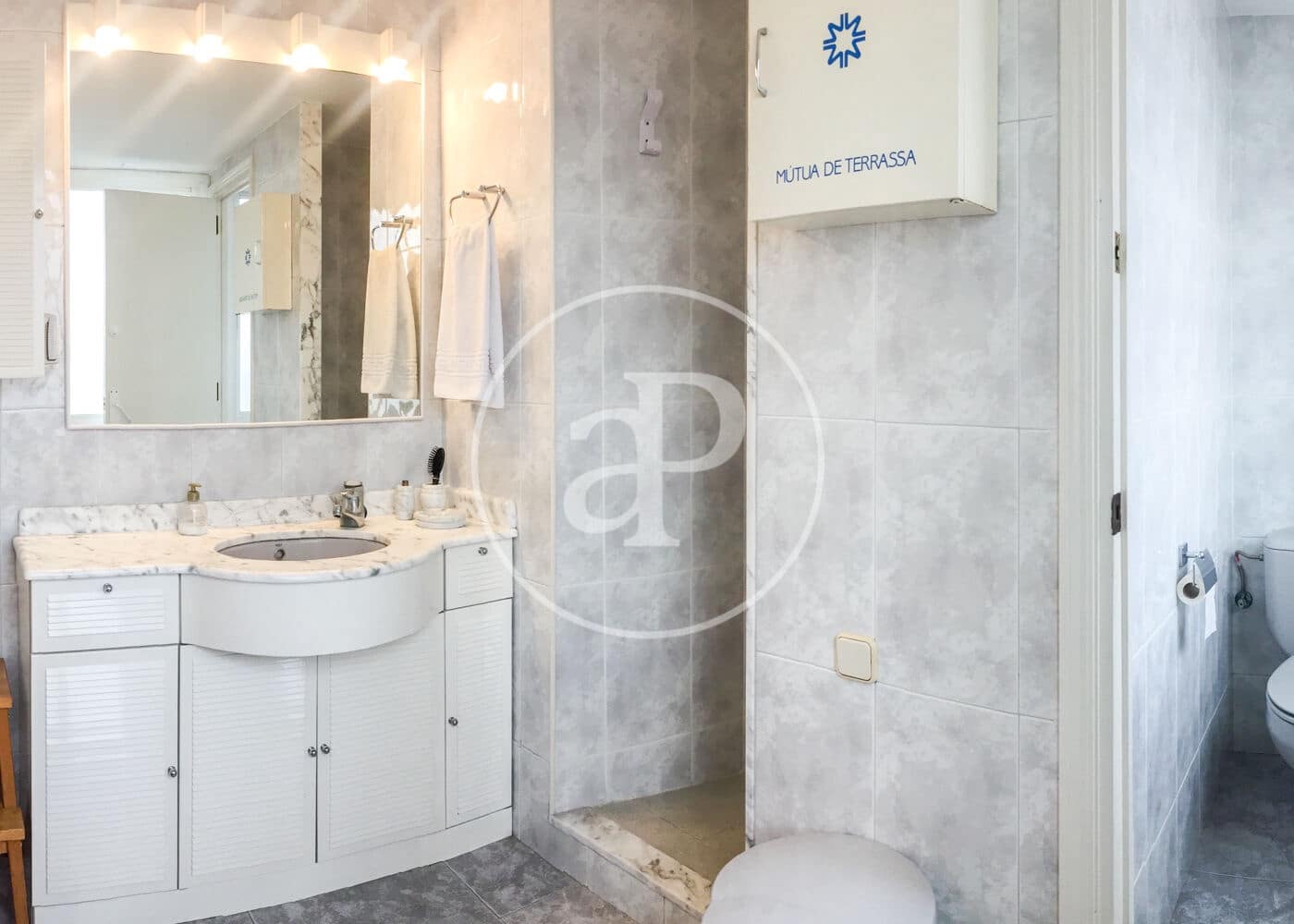 6 soverom Villa til salgs i Terrassa med svømmebasseng - € 480 000 (Ref: 8935445)