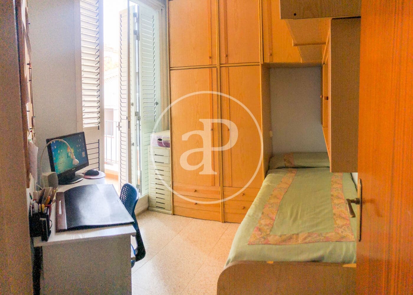 6 soverom Villa til salgs i Terrassa med svømmebasseng - € 480 000 (Ref: 8935445)