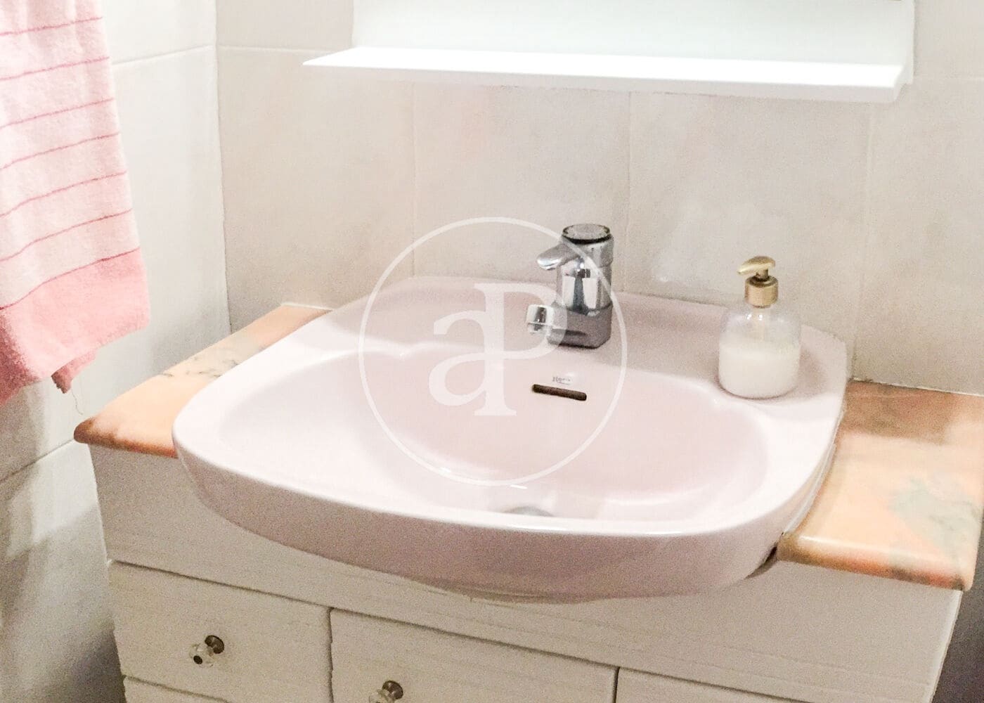 6 soverom Villa til salgs i Terrassa med svømmebasseng - € 480 000 (Ref: 8935445)