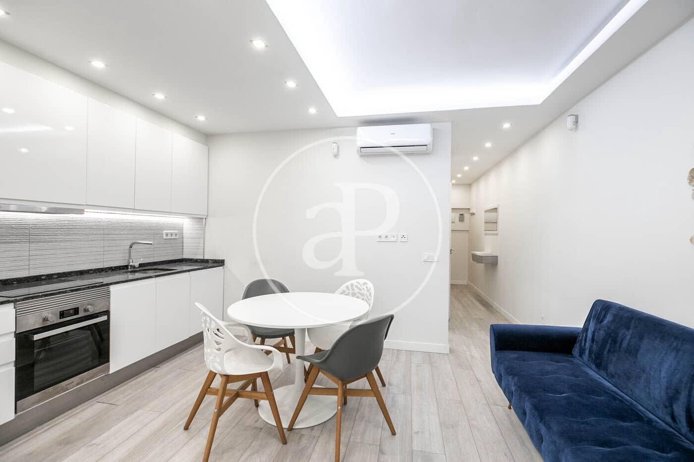 2 bedroom Apartment for sale in Barcelona city - € 328,000 (Ref: 8935447)