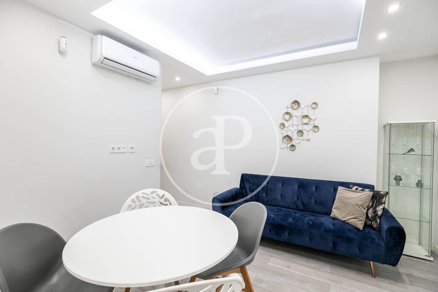 2 bedroom Apartment for sale in Barcelona city - € 328,000 (Ref: 8935447)