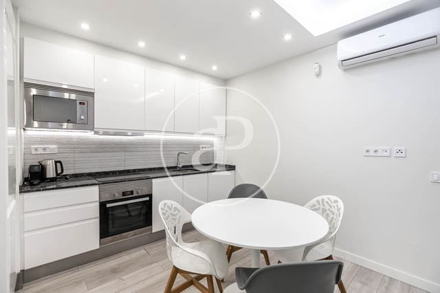 2 sypialnia Apartament na sprzedaż w El Barri Gòtic, Miasto Barcelona - 328 000 € (Ref: 8935447)