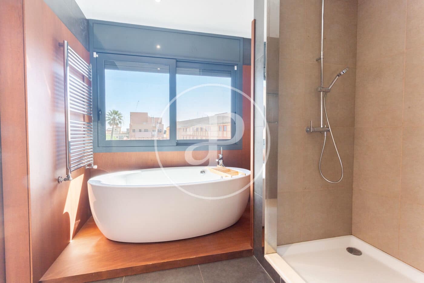 Villa/Maison de 6 chambres à louer à Barcelone ville avec piscine - 7 900 € (Ref: 8935453)