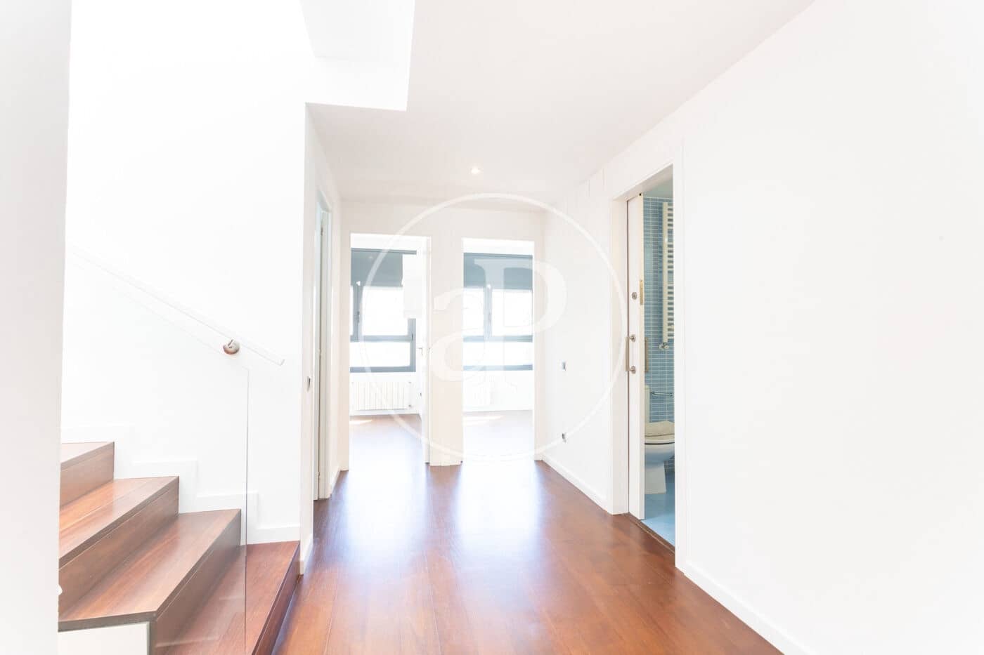 Villa/Maison de 6 chambres à louer à Barcelone ville avec piscine - 7 900 € (Ref: 8935453)