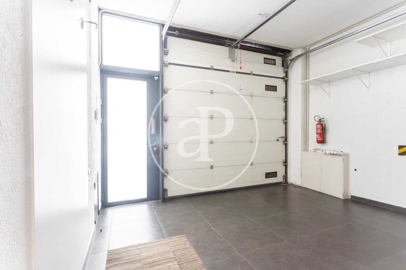 Villa/Maison de 6 chambres à louer à Barcelone ville avec piscine - 7 900 € (Ref: 8935453)