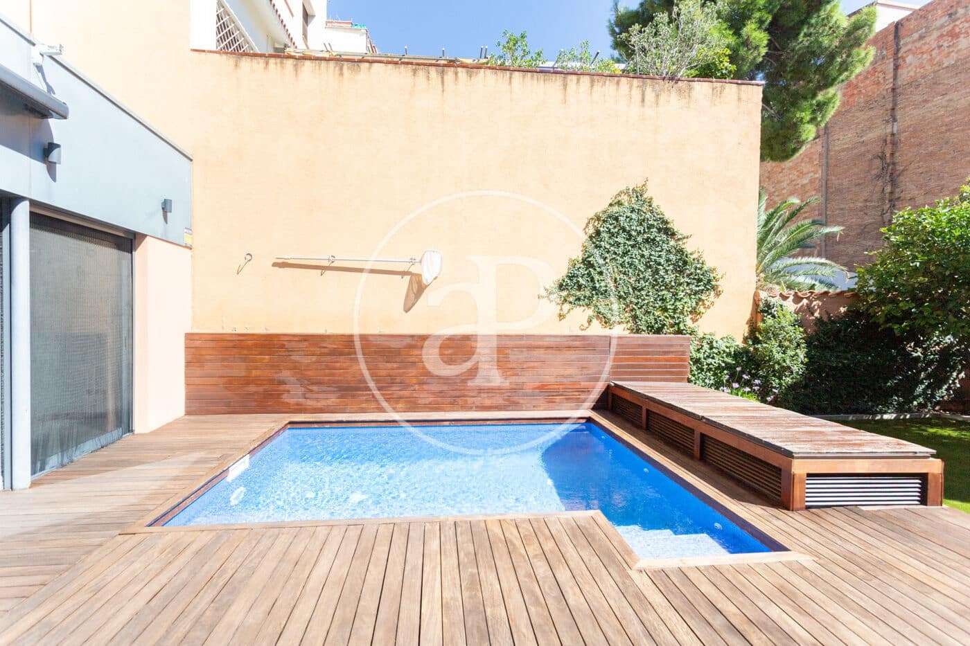 Villa/Maison de 6 chambres à louer à Barcelone ville avec piscine - 7 900 € (Ref: 8935453)