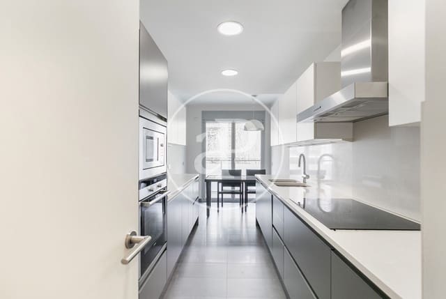 3 soveværelse Lejlighed til salg i L'Antiga Esquerra de L'Eixample, Barcelona by - € 990.000 (Ref: 8937305)