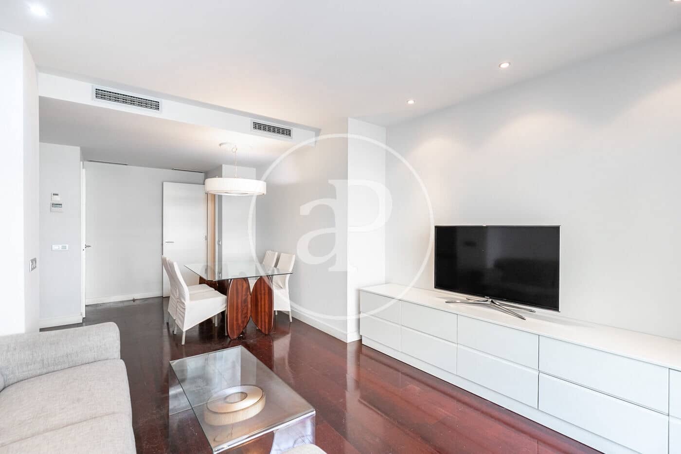 3 soveværelse Lejlighed til salg i Barcelona by - € 990.000 (Ref: 8937305)