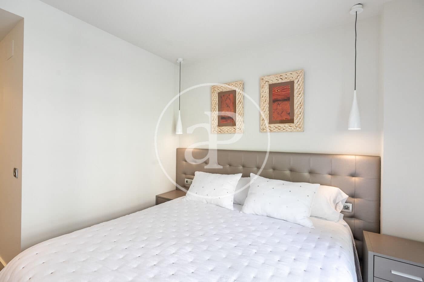 3 soveværelse Lejlighed til salg i Barcelona by - € 990.000 (Ref: 8937305)