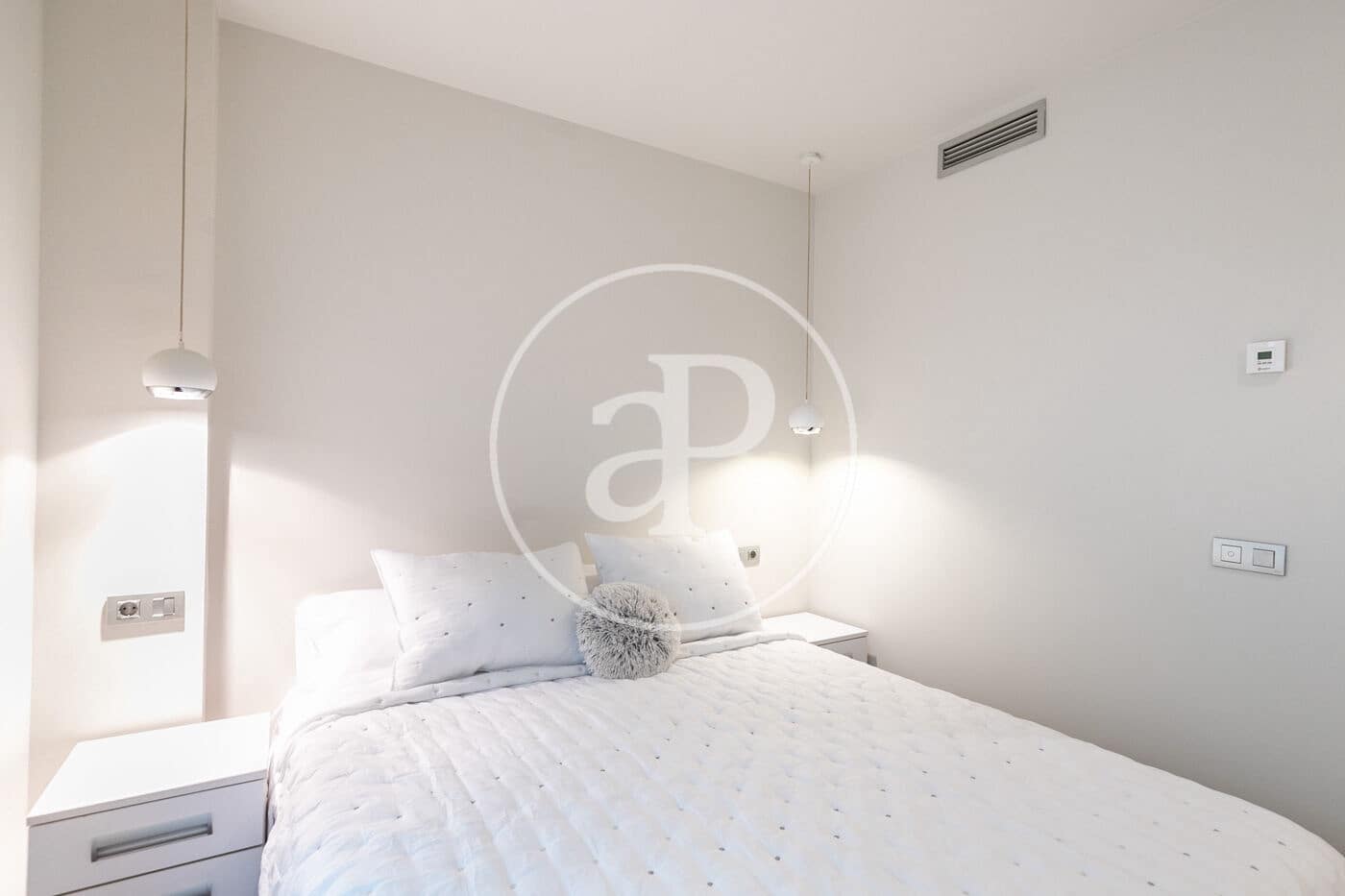 3 soveværelse Lejlighed til salg i Barcelona by - € 990.000 (Ref: 8937305)