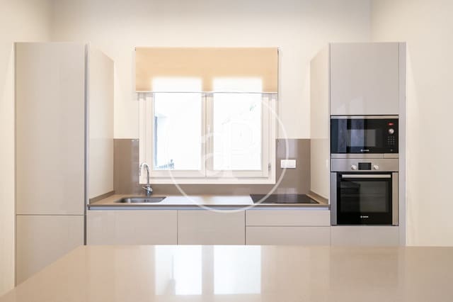 4 bedroom Apartment for sale in Sant Pere, Santa Caterina i La Ribera, Barcelona city - € 1,050,000 (Ref: 8938914)