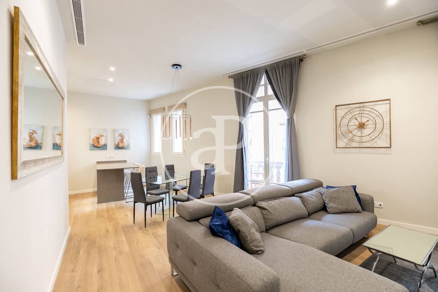 4 slaapkamer Appartement te koop in Barcelona stad - € 1.050.000 (Ref: 8938914)