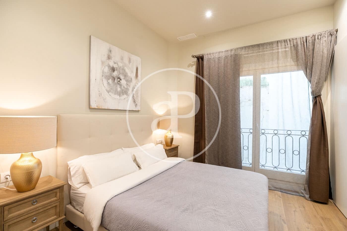 4 slaapkamer Appartement te koop in Barcelona stad - € 1.050.000 (Ref: 8938914)