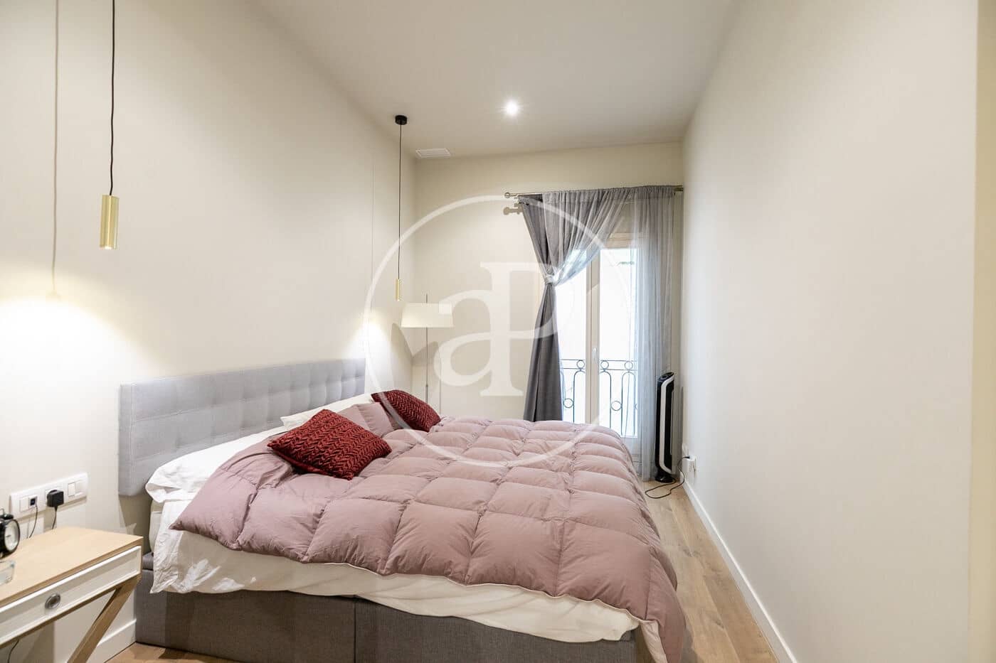 4 slaapkamer Appartement te koop in Barcelona stad - € 1.050.000 (Ref: 8938914)