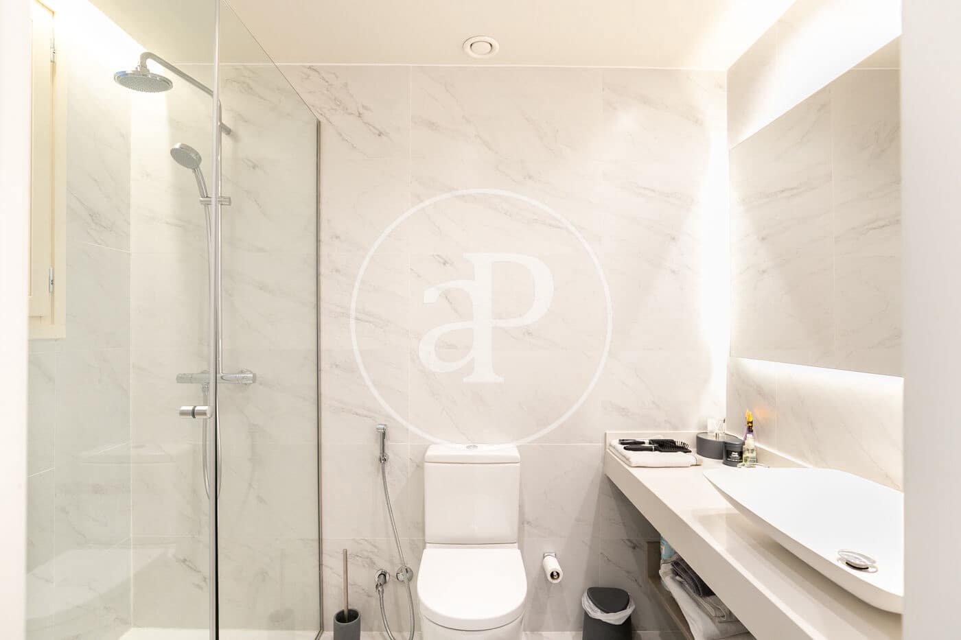 4 slaapkamer Appartement te koop in Barcelona stad - € 1.050.000 (Ref: 8938914)