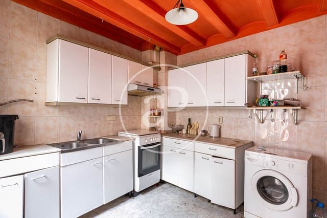 4 soveværelse Penthouse til salg i El Barri Gòtic, Barcelona by - € 695.000 (Ref: 8938918)