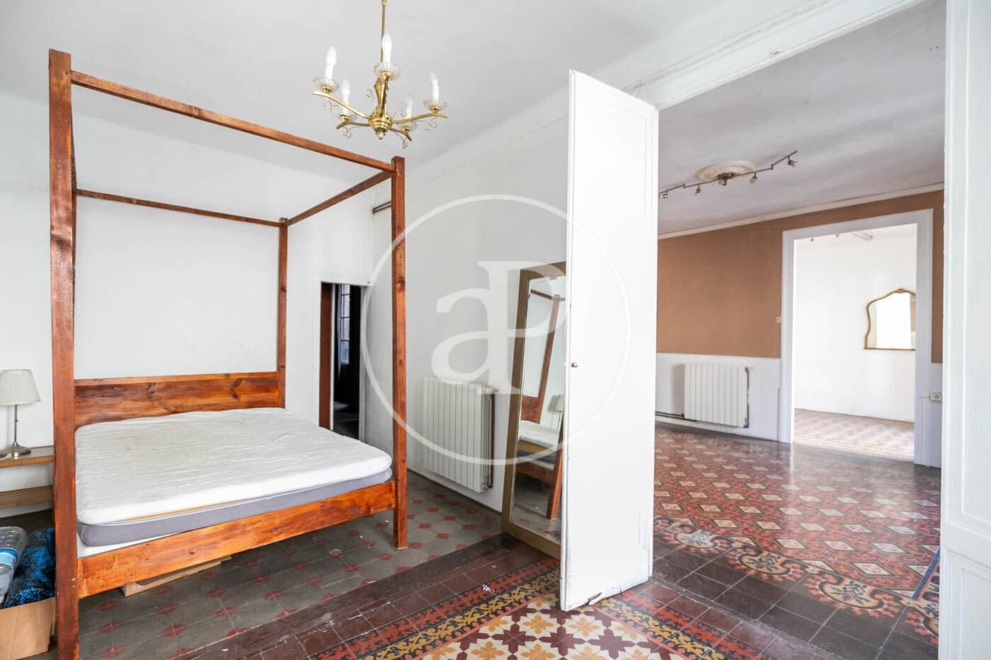 4 soveværelse Lejlighed til salg i Barcelona by - € 550.000 (Ref: 8938919)