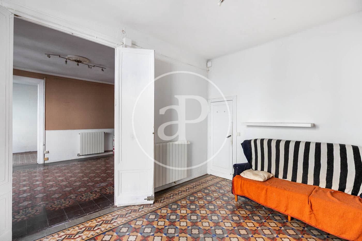 4 soveværelse Lejlighed til salg i Barcelona by - € 550.000 (Ref: 8938919)