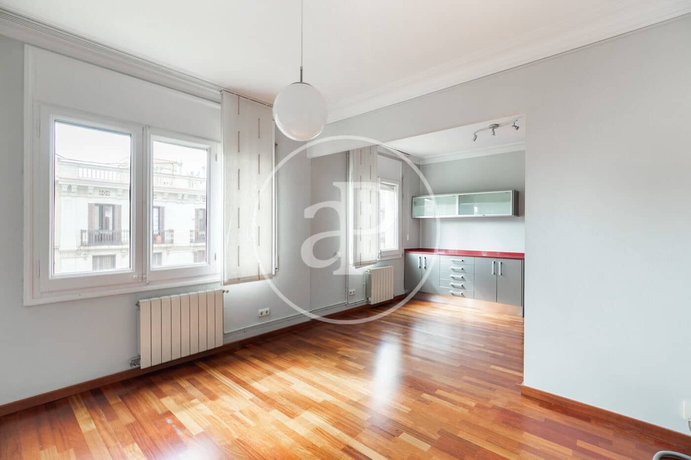 3 soveværelse Lejlighed til salg i Barcelona by - € 499.000 (Ref: 8986633)