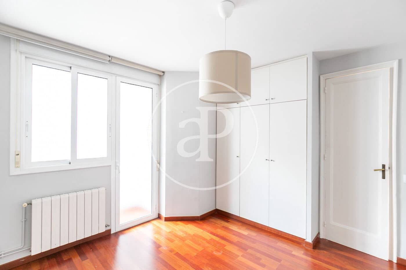 3 soveværelse Lejlighed til salg i Barcelona by - € 499.000 (Ref: 8986633)