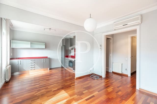 3 soverom Leilighet til salgs i L'Antiga Esquerra de L'Eixample, Barcelona by - € 499 000 (Ref: 8986633)