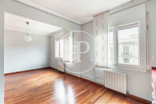 3 soverom Leilighet til salgs i L'Antiga Esquerra de L'Eixample, Barcelona by - € 499 000 (Ref: 8986633)