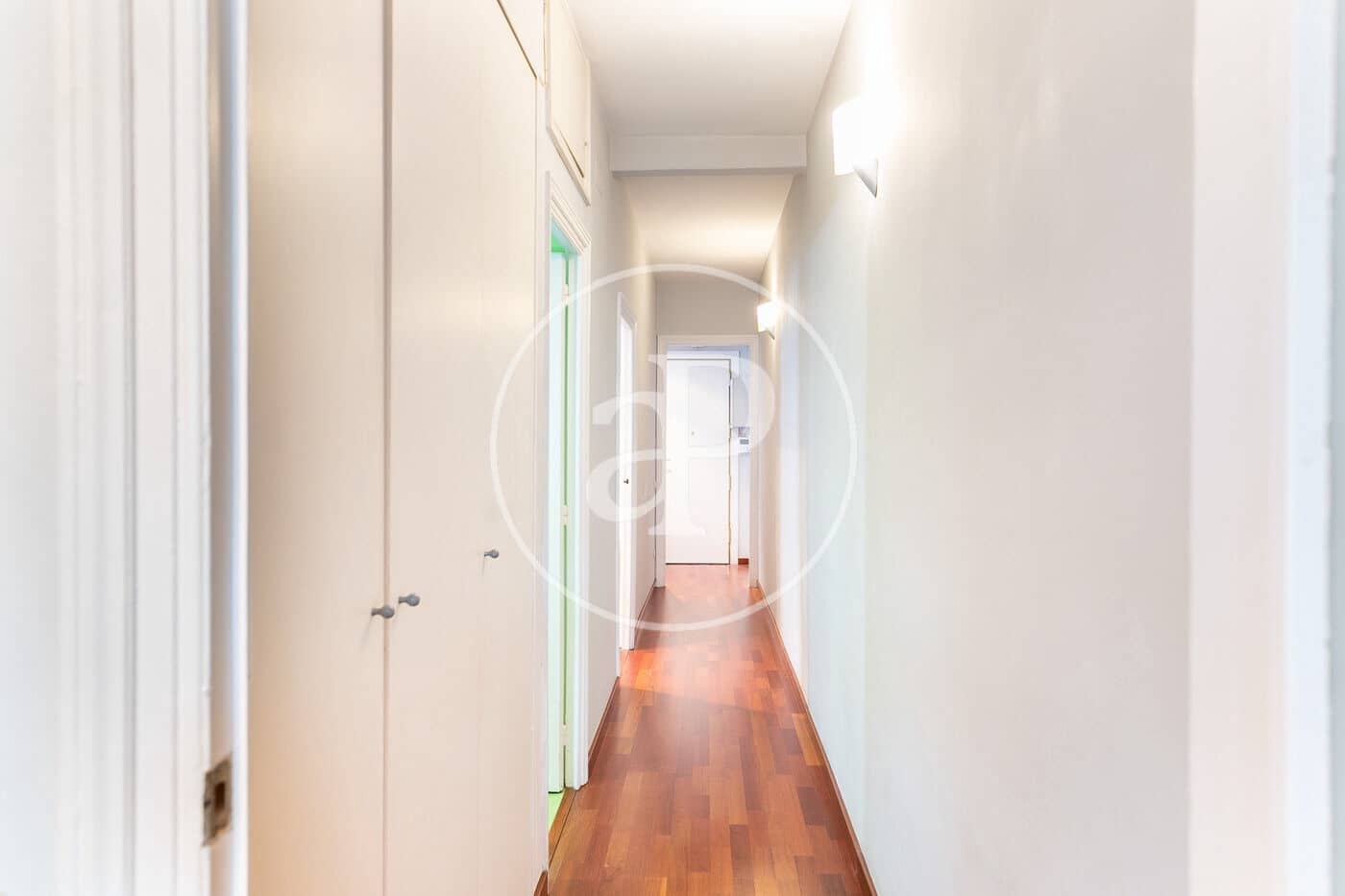 3 soveværelse Lejlighed til salg i Barcelona by - € 499.000 (Ref: 8986633)