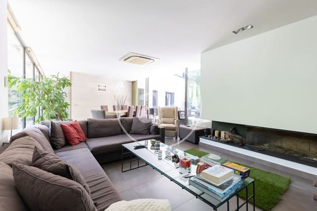 5 soverom Villa til salgs i Les Planes med svømmebasseng - € 1 100 000 (Ref: 8986641)