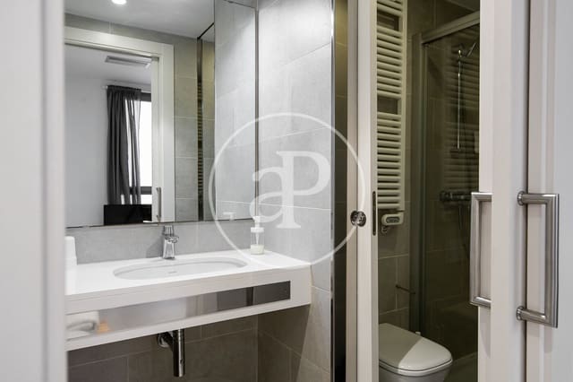 2 soveværelse Lejlighed til leje i La Barceloneta, Barcelona by - € 1.607 (Ref: 8986646)