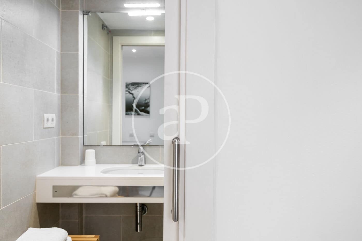 2 soveværelse Lejlighed til leje i Barcelona by - € 1.607 (Ref: 8986646)