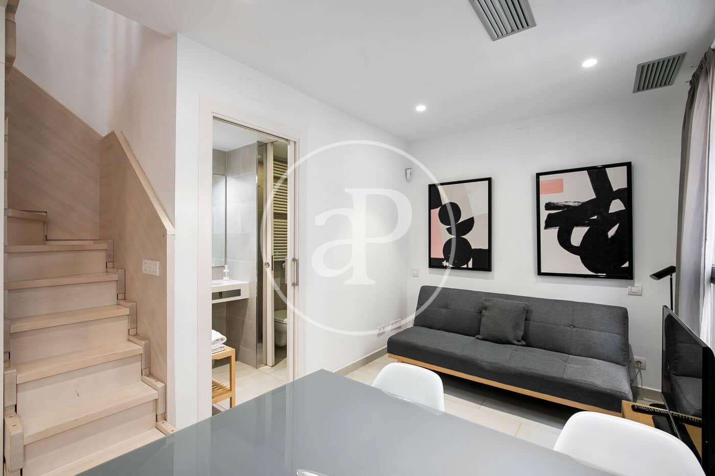 2 soveværelse Lejlighed til leje i Barcelona by - € 1.607 (Ref: 8986646)