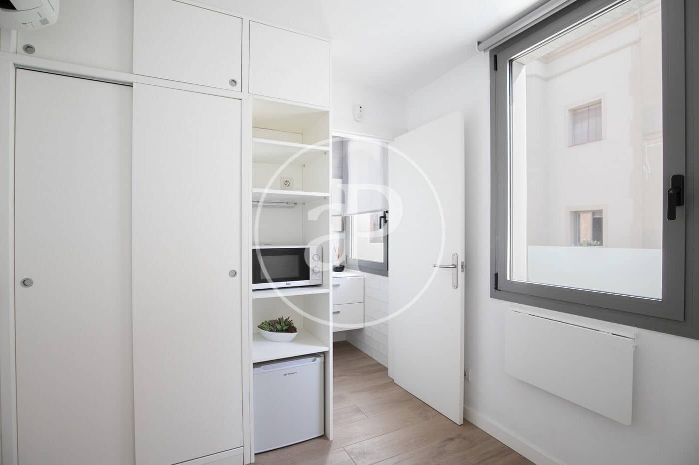 2 soveværelse Lejlighed til leje i Barcelona by - € 1.607 (Ref: 8986646)